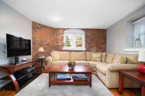 City Living In the Heart of 4th Ward~1BD 1BA